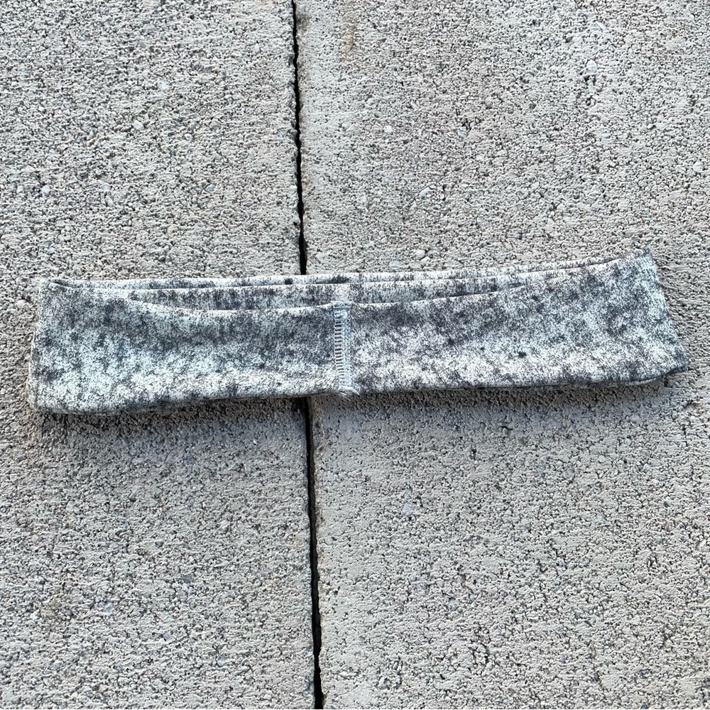 Lululemon Headband - Picture 4 of 5